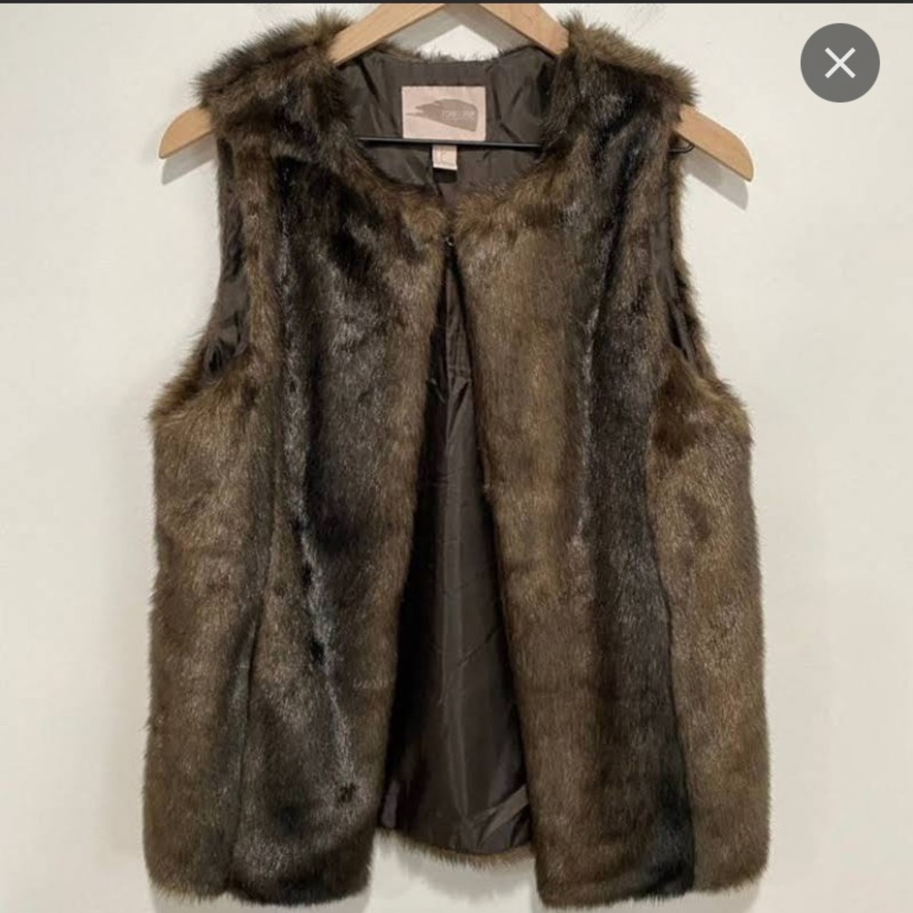 Forever 21 Faux Fur Vest
